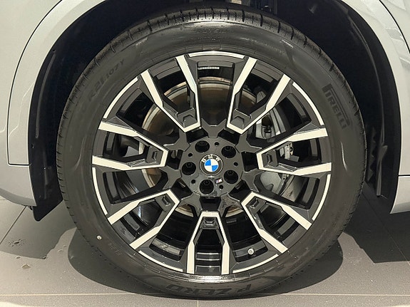 BMW X5 5 of 21