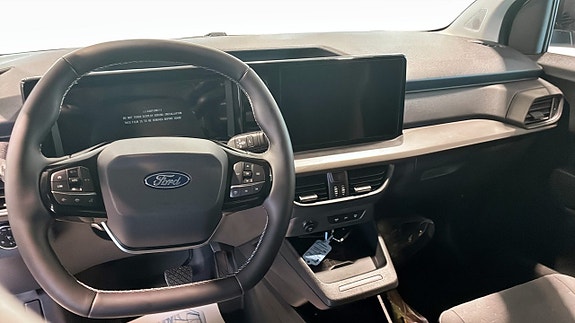Ford Courier 4 of 9