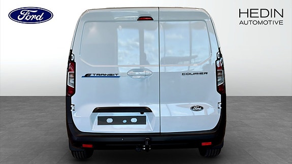 Ford Courier 7 of 9
