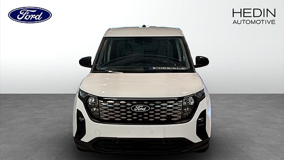 Ford Courier 8 of 9