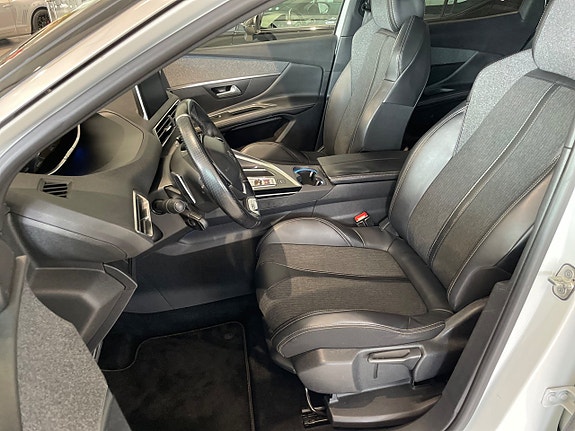 Peugeot 3008 9 of 21