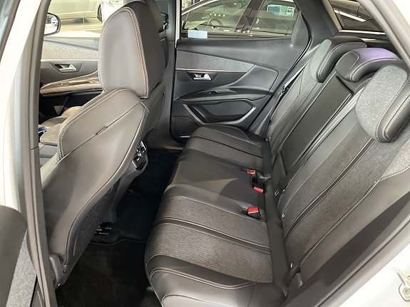 Peugeot 3008 13 of 21