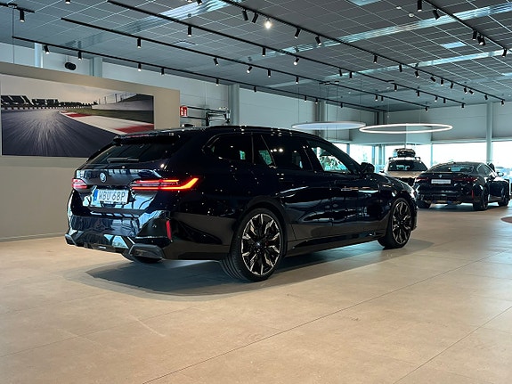 BMW 530e 4 of 21