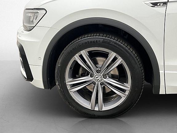 Volkswagen Tiguan 28 of 30