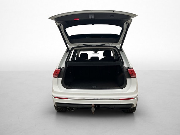 Volkswagen Tiguan 25 of 30