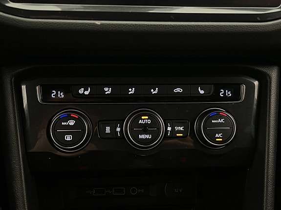 Volkswagen Tiguan 21 of 30