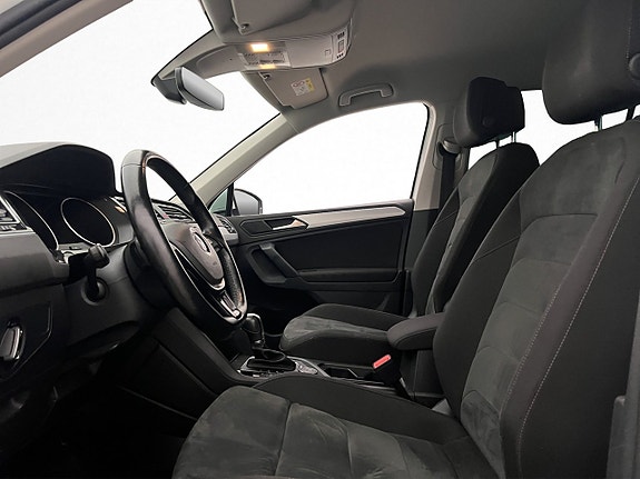 Volkswagen Tiguan 12 of 30