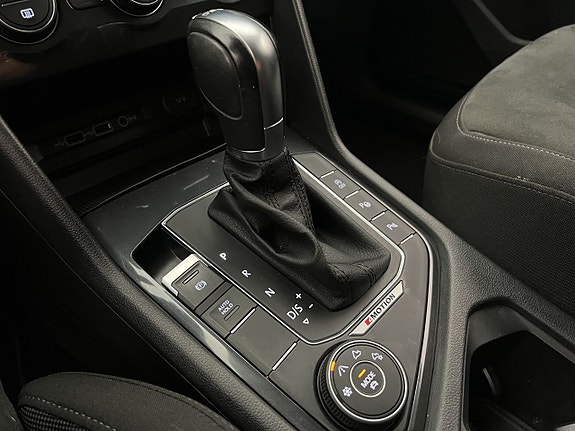 Volkswagen Tiguan 22 of 30