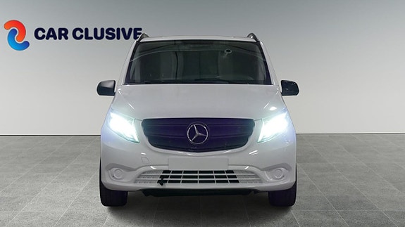 Mercedes-Benz eVito Tourer 2 of 22
