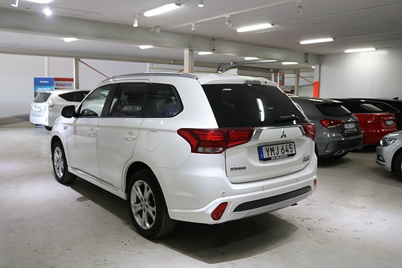 Mitsubishi Outlander 4 of 17