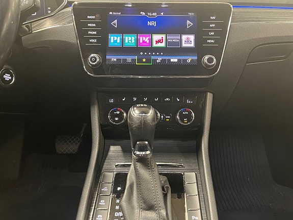 Skoda Superb 11 of 24