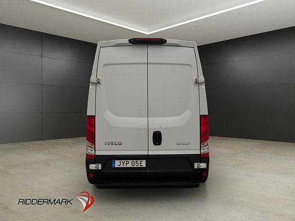 Iveco Daily 9 of 30