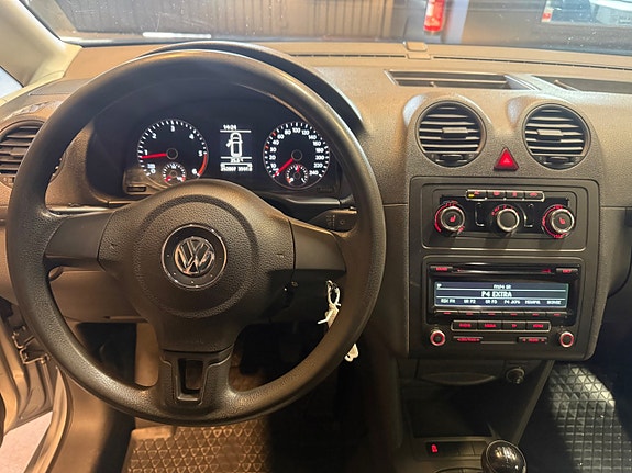 Volkswagen Caddy Maxi 11 of 17