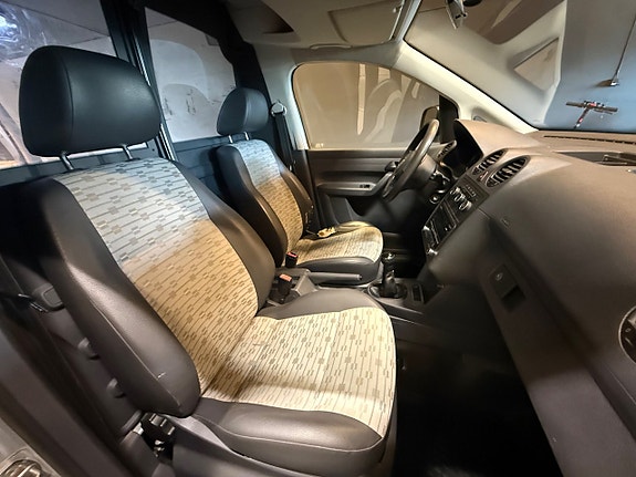 Volkswagen Caddy Maxi 15 of 17