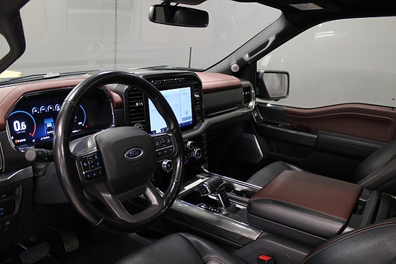 Ford F-150 8 of 14