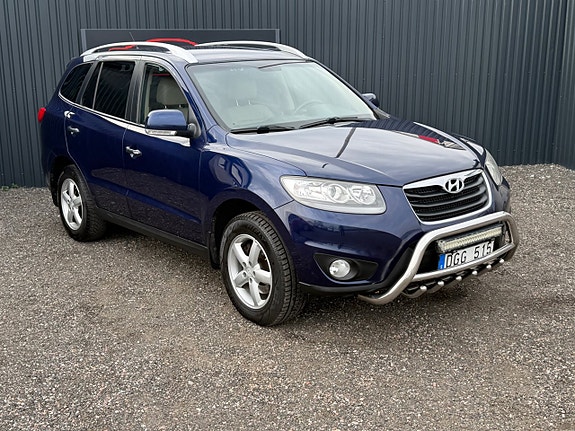 Hyundai Santa Fe 3 of 6