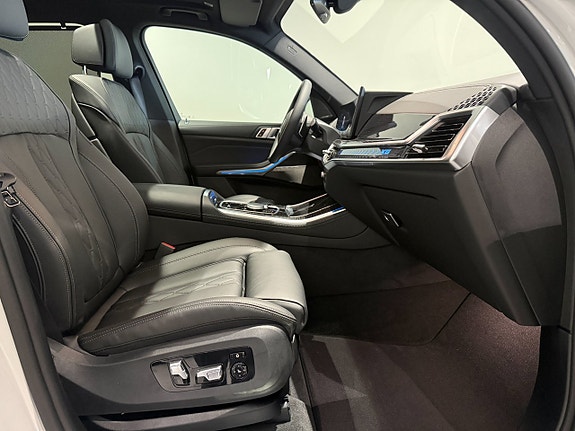 BMW X5 8 of 20