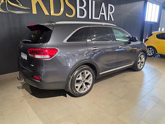 Kia Sorento 6 of 17