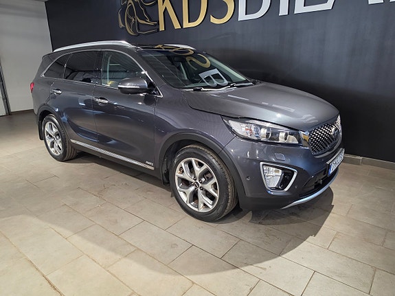 Kia Sorento 5 of 17