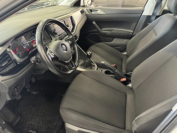 Volkswagen Polo 20 of 24