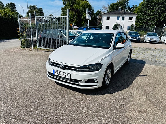 Volkswagen Polo 2 of 24