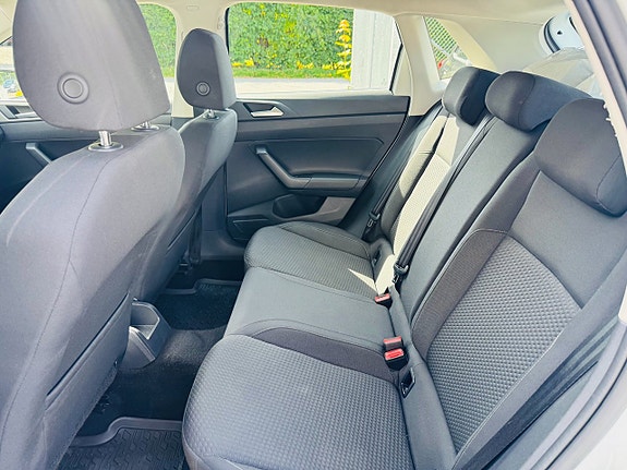 Volkswagen Polo 7 of 24