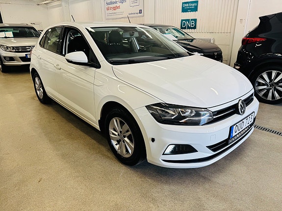 Volkswagen Polo 13 of 24