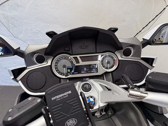 BMW Motorrad K1600 GTL 10 of 19