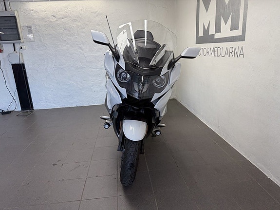 BMW Motorrad K1600 GTL 9 of 19