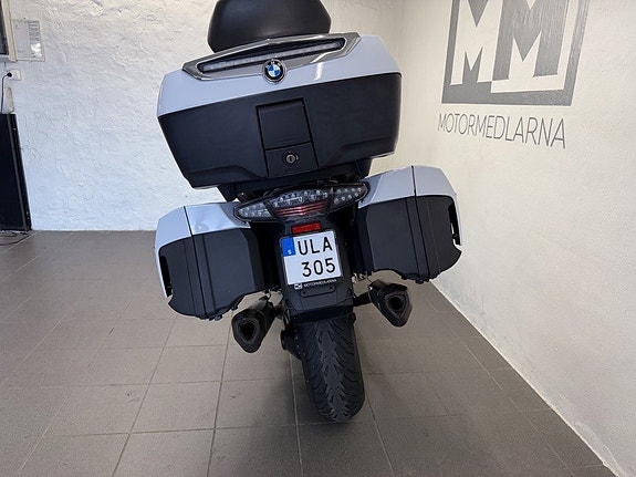 BMW Motorrad K1600 GTL 18 of 19