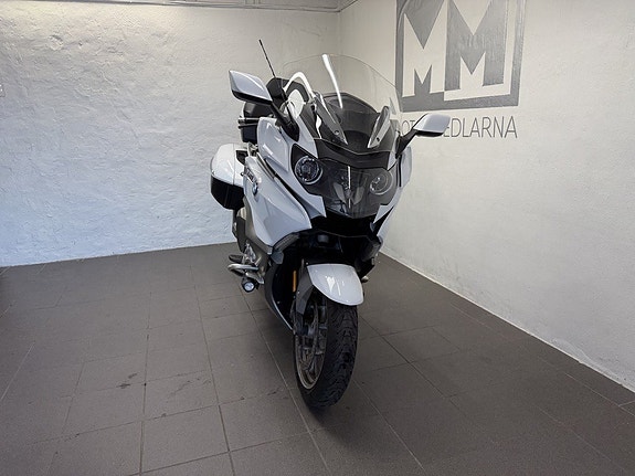 BMW Motorrad K1600 GTL 8 of 19
