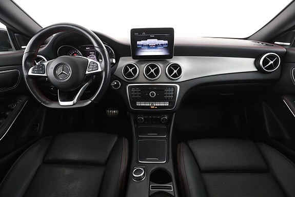 Mercedes-Benz CLA220 13 of 30