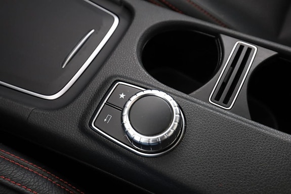 Mercedes-Benz CLA220 29 of 30