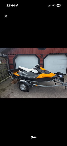 Seadoo Spark 3up 2 of 4