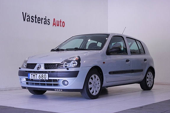 Renault Clio 2 of 24