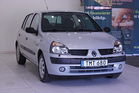 Renault Clio 4 of 24