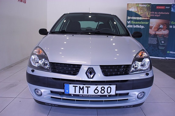 Renault Clio 9 of 24