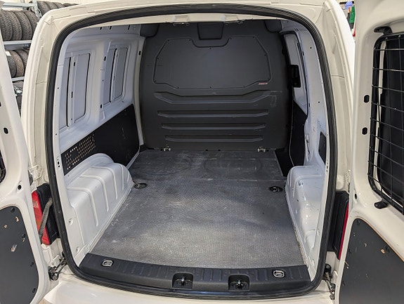 Volkswagen Caddy 9 of 11