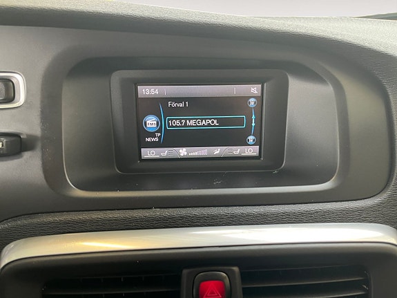 Volvo V40 19 of 26
