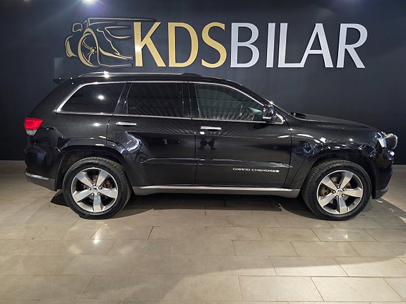 Jeep Grand Cherokee 4 of 17