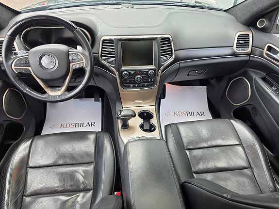 Jeep Grand Cherokee 8 of 17