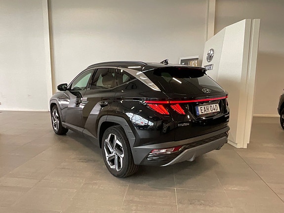 Hyundai Tucson 4 of 15