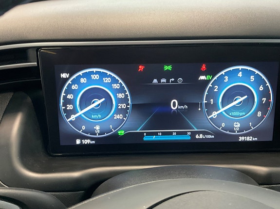 Hyundai Tucson 12 of 15