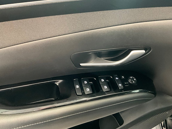 Hyundai Tucson 9 of 15