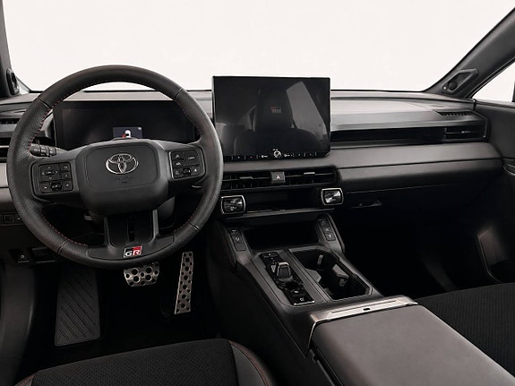 Toyota RAV4 8 of 13