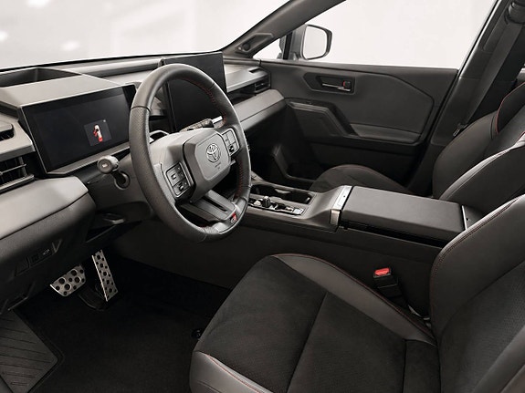 Toyota RAV4 7 of 13