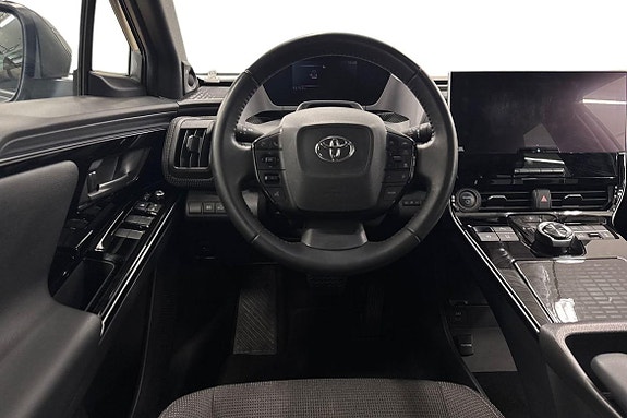 Toyota bZ4X 12 of 18