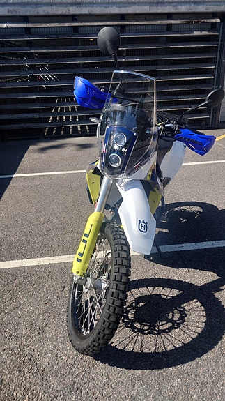 Husqvarna 701 Enduro 2 of 3