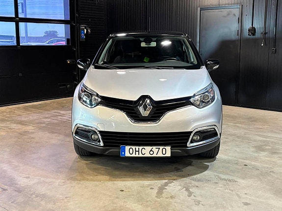 Renault Captur 2 of 25