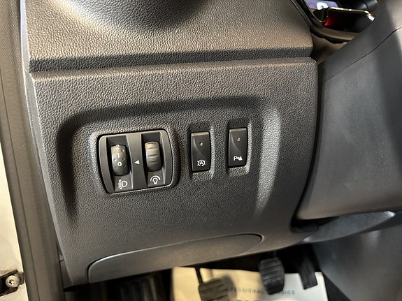 Renault Captur 18 of 25